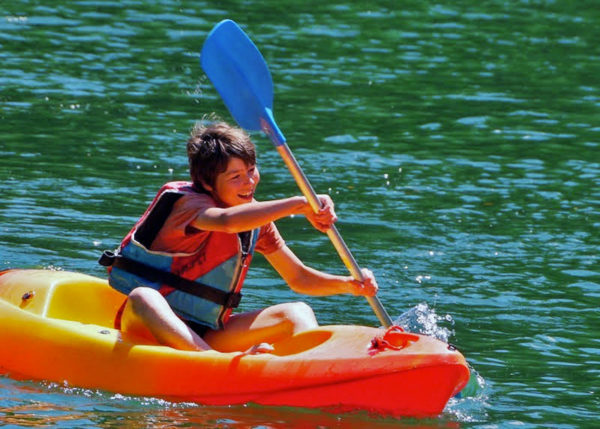 kayak canoe enfant st guilhem e1651483580597